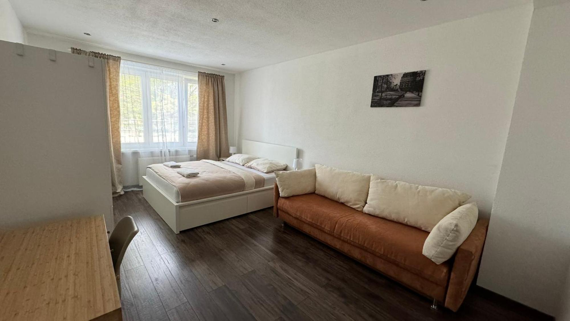 Milde'S Apartment Near The City Center - Hospodarska Street Trnava Exterior foto